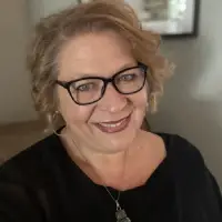 Kimberly Snow